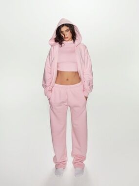 Khy pink crewneck + straight leg sweat set